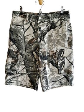 Refrain Los Angeles Baggy Slouchy Camo Cargo Shorts